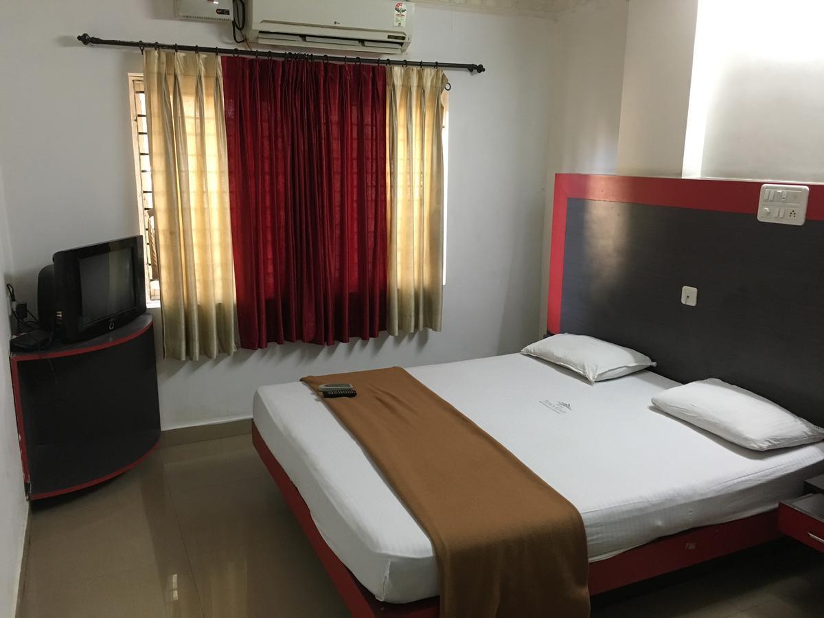Hotel Town Gate Mangaluru Exterior foto